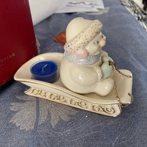 Lenox, “Sleigh-light” Collectible. Certificate of authenticity attached.Festive